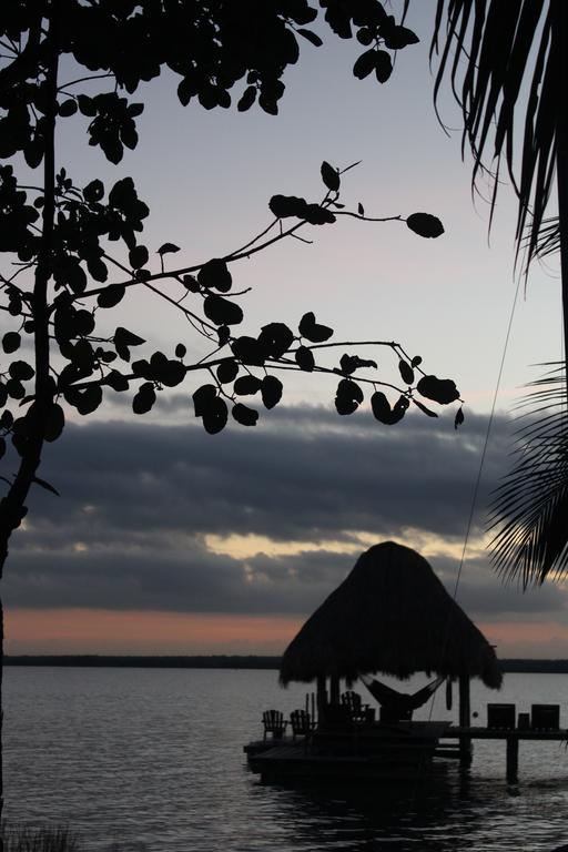 Cabanas Hostal & Camping Magic Bacalar Bagian luar foto